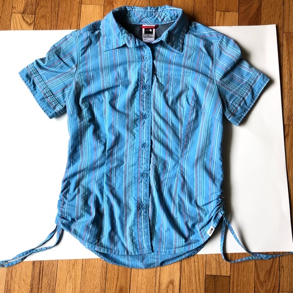 The North Face size small blue button up vaporwick - Picture 1 of 7